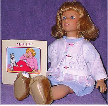 Первый коммерческий продукт умеющий распознавать речь – кукла Julie Talking Doll Первый коммерческий продукт умеющий распознавать речь – кукла Julie Talking Doll