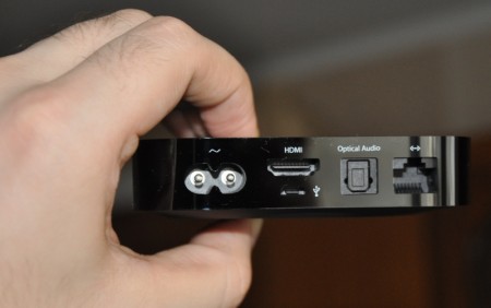 Тыльная часть Apple TV Тыльная часть Apple TV